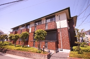 カトルセゾンＤ 103号-1