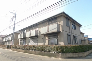 ラージヴィラ三番館 202号-1