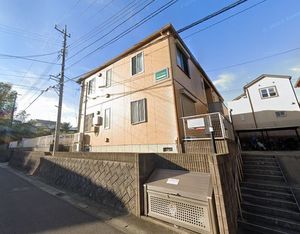 ファミール柏井Ａ