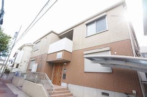 ソフィア　市川