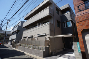 グリーンコート