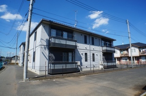 メープルタウン・ウエストＣ 201号-1