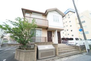 シェルメゾンＢ 201号-1