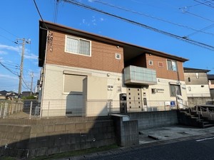 エミーズ　ハイム 202号-1