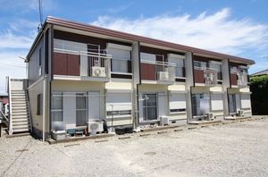 ファミール花井 203号-1