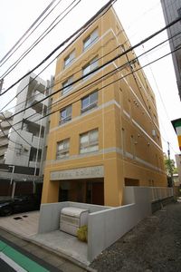 ＴＩＥＲＲＡ　ＣＯＵＲＴ