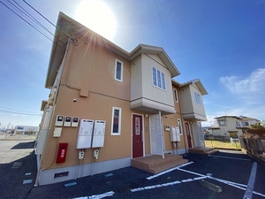 フロント・コートＡ 202号-1