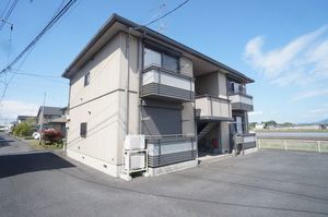 メゾン・シープＥ 102号-1