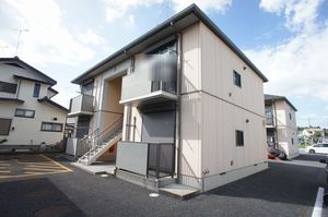 ヴィラ・フローラルＡ 201号-1