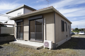 ヴィラ・カモミールＥ