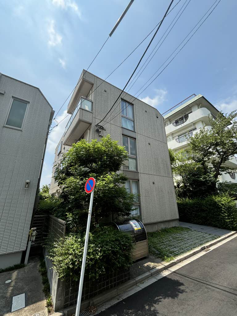 リオ　ブランカ302-1