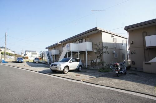 フラワーハイツ　Ｃ