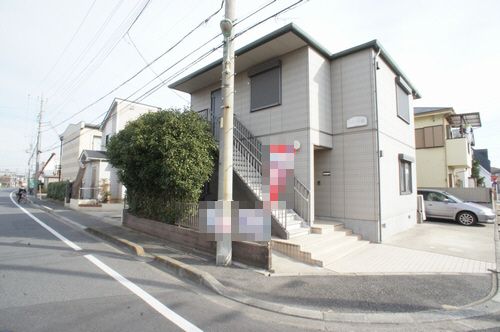 イーストリバー出羽201-1