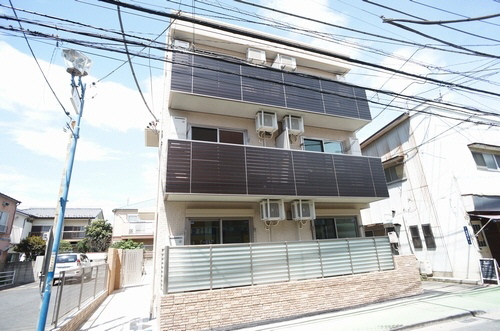 Ｌｕｍｉｅｒｅ　Ｍ