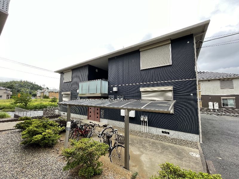 シャーメゾンほたる野　Ｃ棟101-1