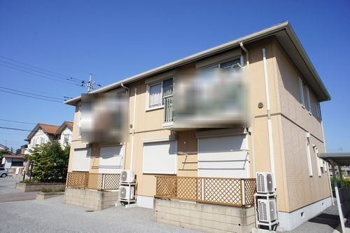 グロリアスヒルＤ
