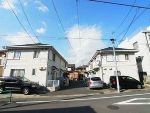 ヴィラ・パシモンⅡ 102号-3