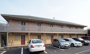 Ｃ’ｅｓｔ　ｌａ　Ｖｉｅ　Ｅ 102号-2