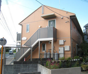 メゾンオランジュ 202号-2