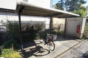 メゾン・ド・サリュー 202号-4