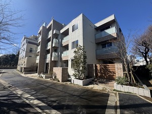 シャーメゾンステージ八幡山