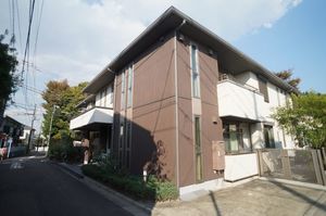 ファミーユ 202号-1