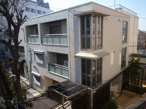 ユイットシャンブル南台 302号-1