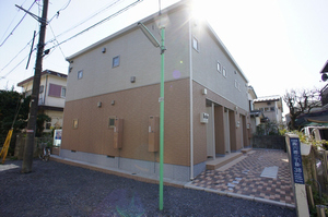 シャーメゾン西六 101号-1