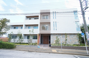 エバーグリーン柿の木坂