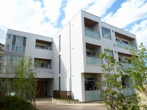 ラピスガーデン　Ａ棟 102号-1