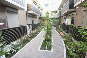 Comodo Patio B 102号-15