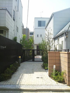 シャルマン泉町 103号-1