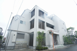 ピュアホワイト 302号-1