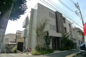 シャーメゾン東池袋 301号-1