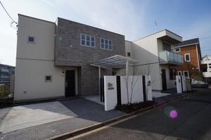 ブリッサ成城 102号-1