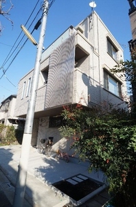 クレフォート鷹番