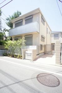 ペットライフハウス 101号-1