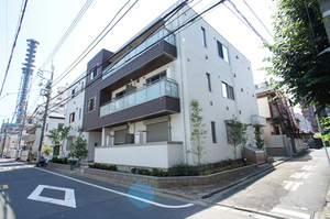 グランシャリオ市ヶ谷