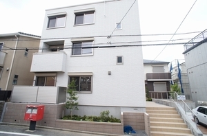 ラピエール　Ａ