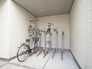 Ｒｅｔｏｕｒ　小竹向原 103号-4