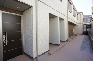 Ｔｈｅ　Ｂｅｌｃｈｅｒ＇ｓ　Ｓａｋｕｒａｇａｏｋａ　Ｆｌａｔ　Ｂ 102号-2