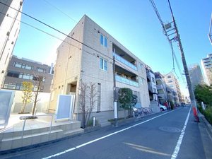 Ｐｅｔｉｔｅ　Ｓｏｅｕｒ 105号-1