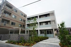 Ｈｉｌｌｓ－Ｃｅｎｔ－Ｌｉｖｉｅ