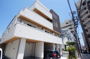 コリーネ　東中野