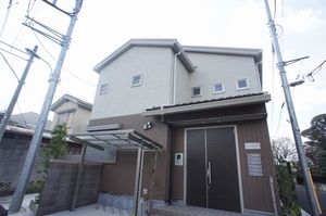 ヴィアソーレ向山ウェスト 202号-1