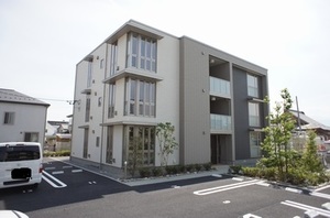 シャーメゾン　エミナント 103号-2