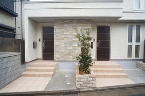 シャーメゾン成田東参番館 202号-13