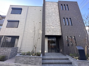 インコントロ　高円寺