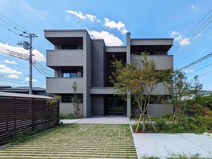 フォレナリビエ成城 303号-1