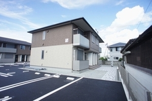 シャーメゾン　西町Ｂ